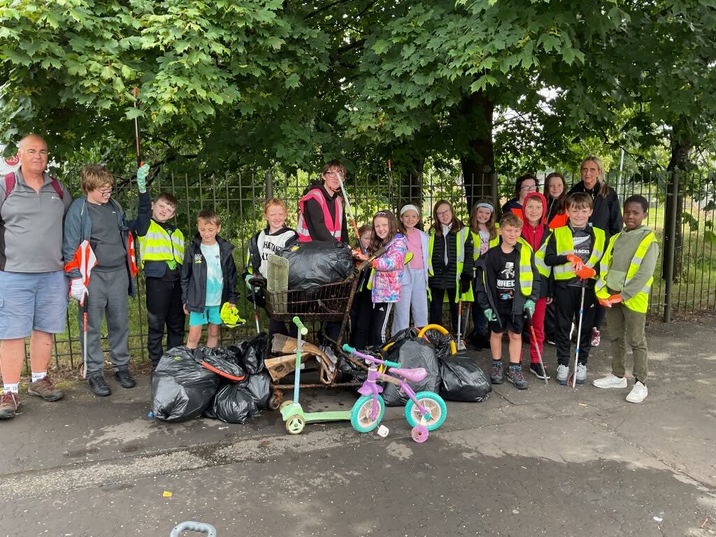 Inler Park community litter pick